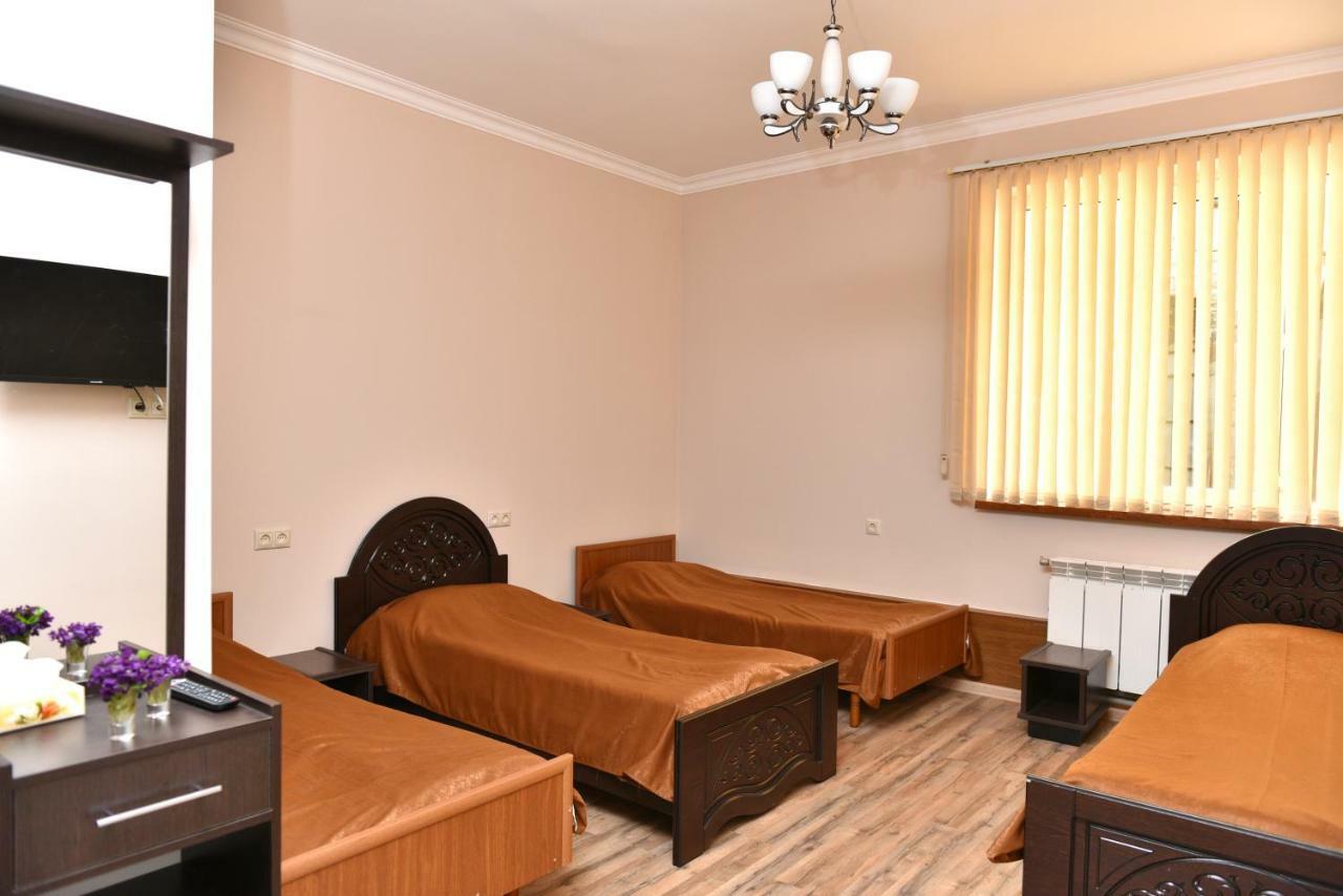 Greenwood Hotel 迪利然 外观 照片